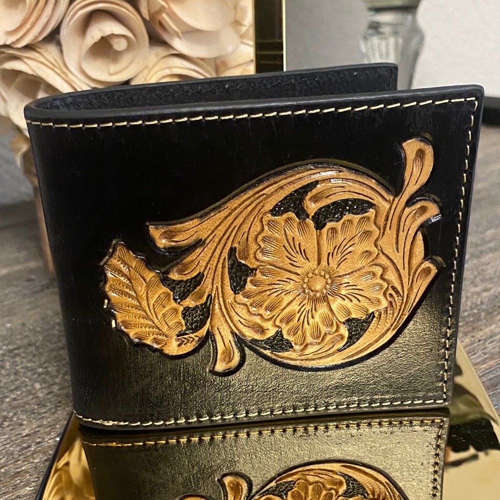 NWT Myra Bag TOUCAN MEN'S WALLET